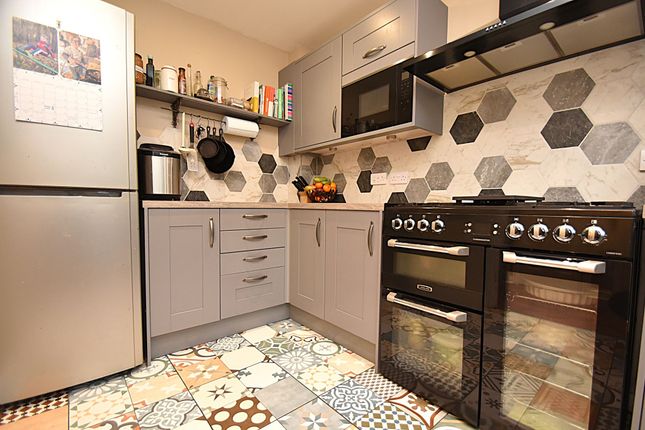 33 Parker Close, St. Neots photo 4