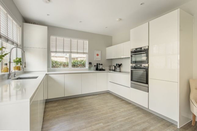 11, Woodpecker Way, Cambridge photo 4