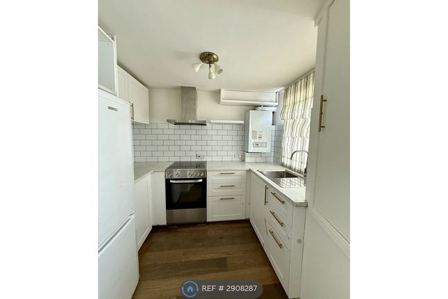 Morton Road, East Grinstead photo 5