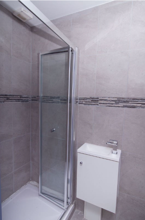 17a, High Street, West Drayton photo 4