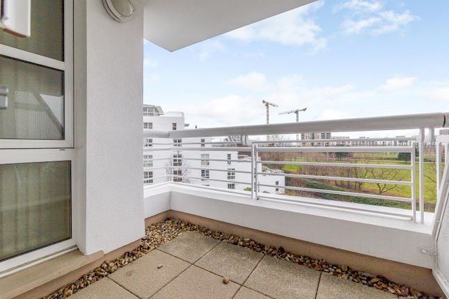 Flat for sale in Barrier Point Road, London