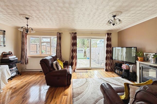 58, Highclere Road, Hampshire photo 4