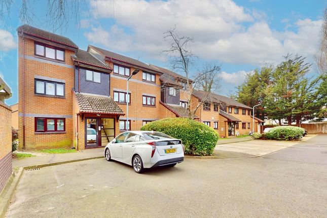 Flat for sale in Crucible Close, Chadwell Heath
