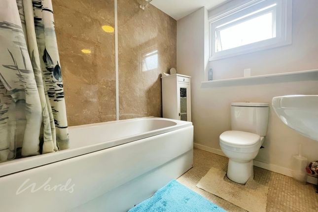 Room 3, 11, Cherry Tree Road, Tunbridge Wells photo 4