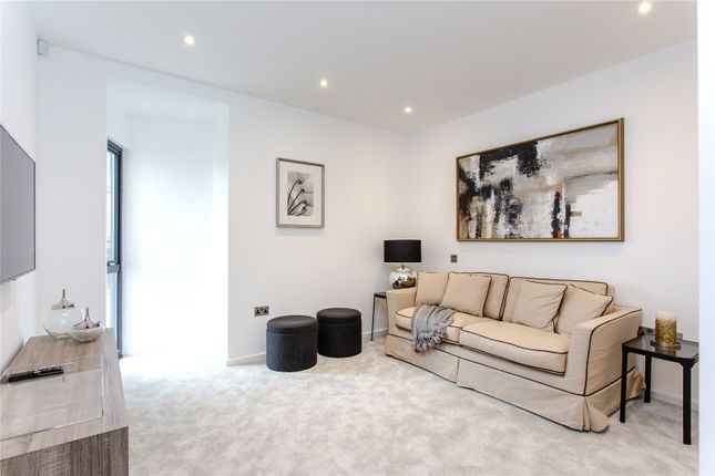 Flat for sale in Grenville Place, London