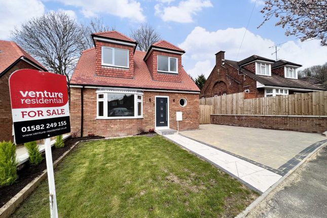 Detached house for sale in Alwyn Close, Luton