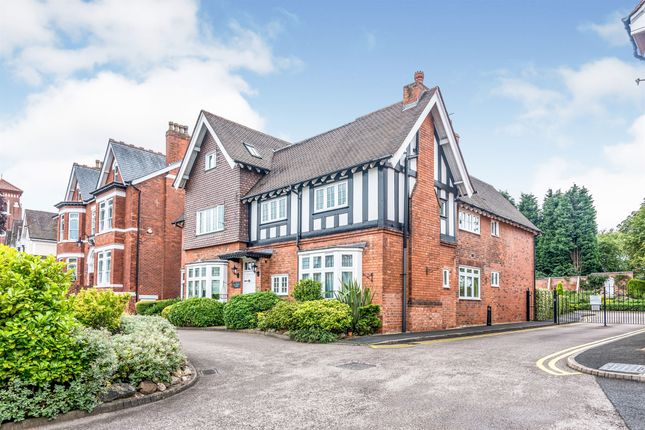 2 Bedroom Flats to Buy in Sutton Coldfield - Primelocation