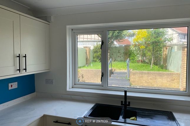 The Spinney, Brackla Bridgend photo 5