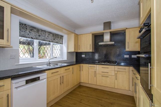 10, Meadowside, Penarth photo 4
