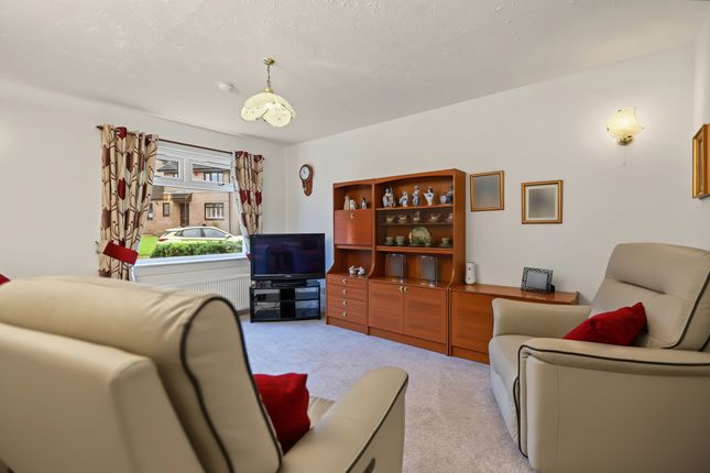 Dillichip Close, Bonhill photo 2