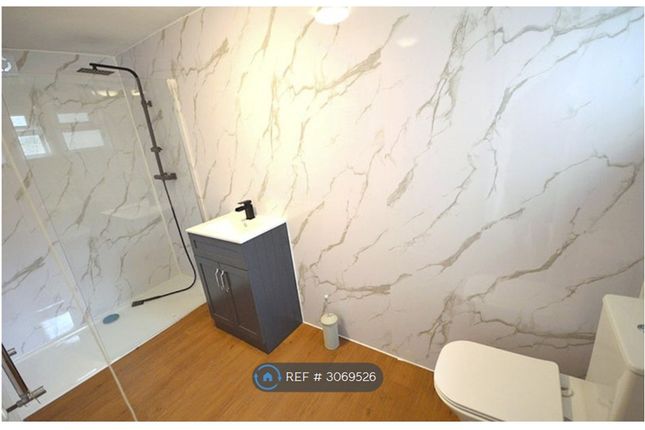 Flat A, St Margerets Avenue Ndh, London photo 5