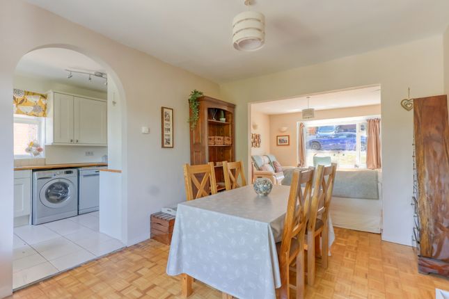 14, Chippendale Close, High Wycombe photo 4