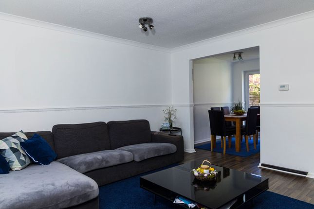 22 Harebell Close, Milton Keynes photo 3