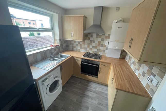 Thumbnail Flat to rent in Tooley Street, Gainsborough, Lincolnshire