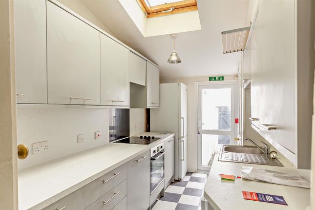 17, Marine Terrace, Penzance photo 4