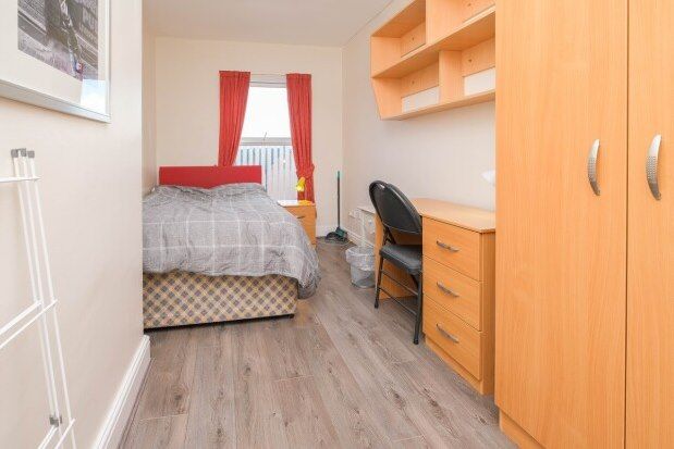 Thumbnail Room to rent in Smithdown Road, Liverpool