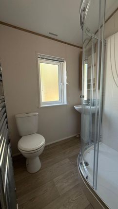 1, Kloofs Park, Sandhurst Ln, Bexhill-on-Sea photo 3