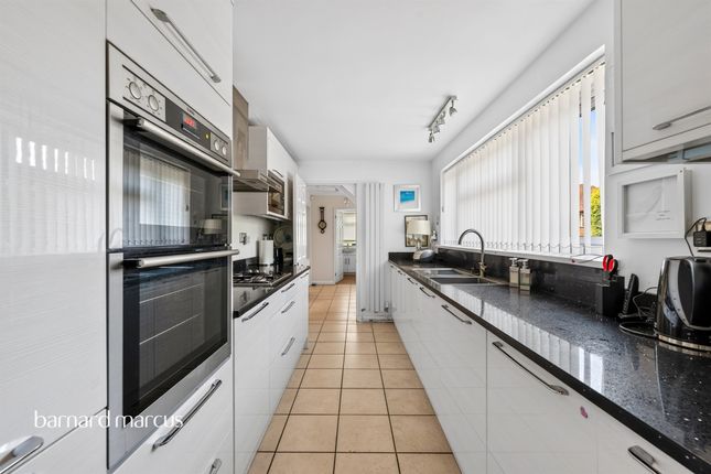 3, Glebe Road, Dorking photo 4