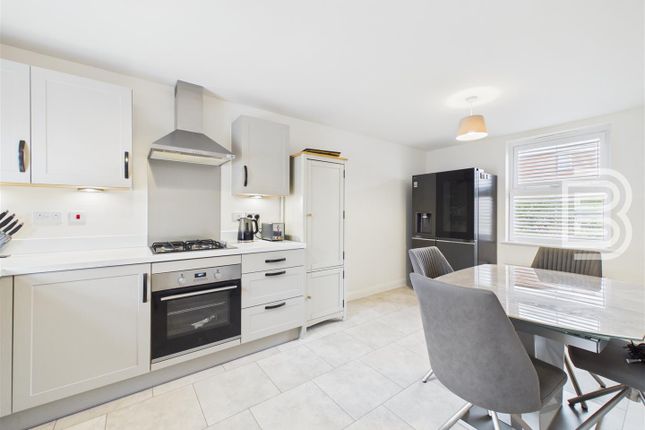 40, Vermilion Way, Rugby photo 2