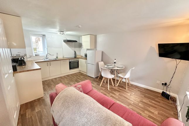 1 Ralston Court, North Street, Wincanton photo 2