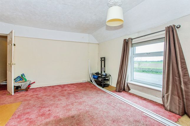 330, Bridge Road, Spalding photo 2