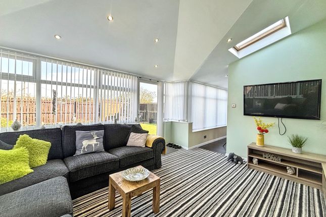 30, Chatsworth Drive, Bedlington photo 3