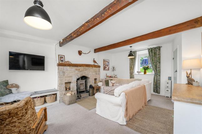 46, Skipton Old Road, Foulridge photo 2