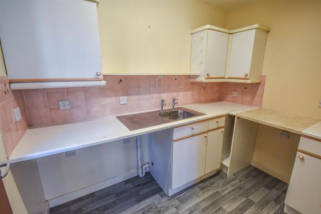 1 Champions Court, Henlow Drive, Dursley photo 3