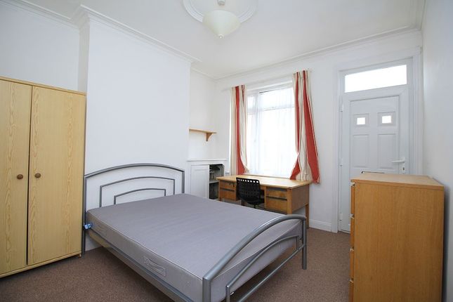 Town house to rent in Leopold Street, Loughborough