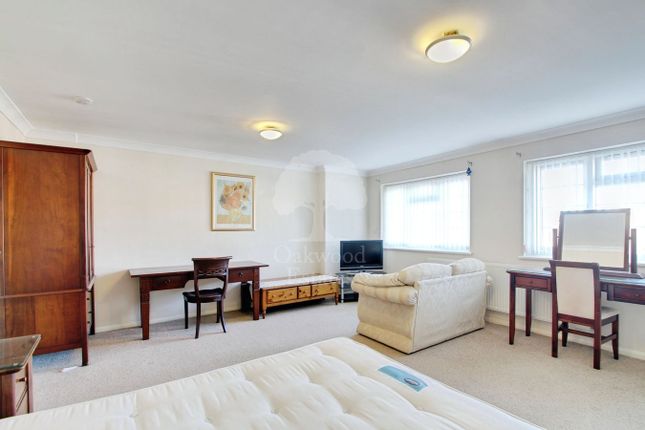 Annexe 56, Beaulieu Close, Datchet photo 2