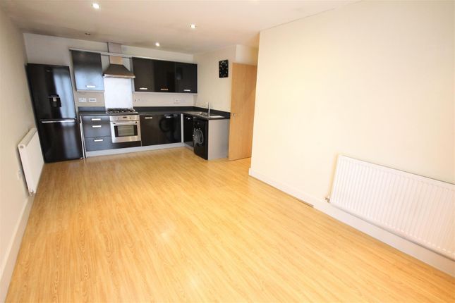 Clifton Road, Monton photo 4