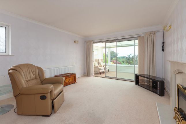 29, Sea View Drive, Lancaster photo 5