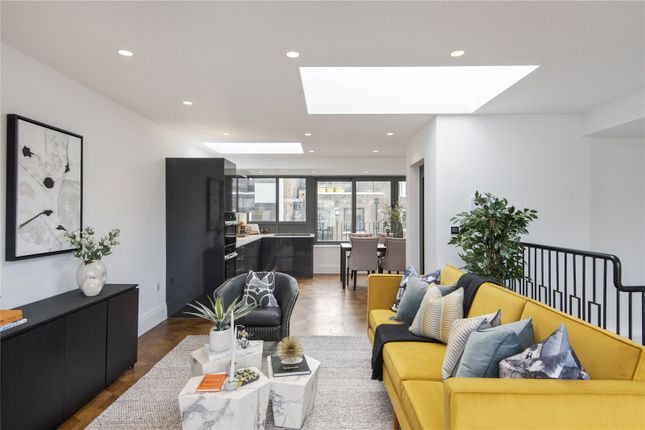 Thumbnail Flat for sale in Cheval Place, London