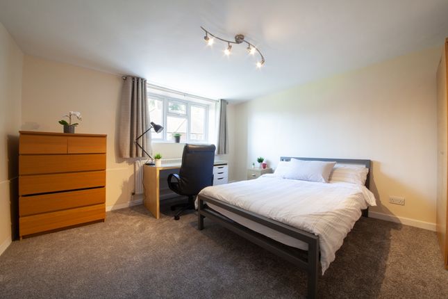 7 Bedroom House in NG7 2NW