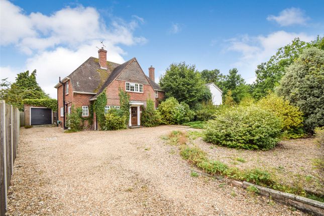 Thumbnail Detached house for sale in Firgrove Road, Yateley