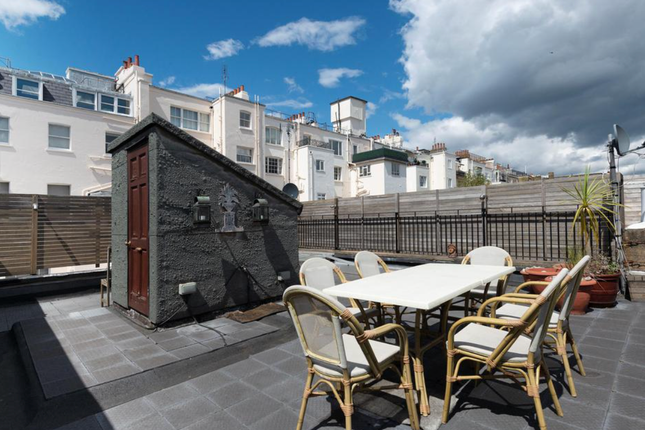 Chester Mews, Chester Mews, London photo 5
