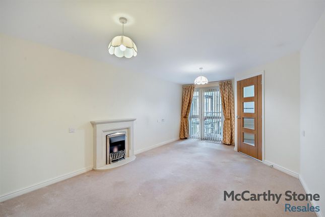 19 Holmcroft Court, Charlton Road, Shepton Mallet photo 3