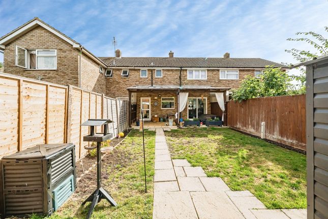 4, Farnley Road, Aylesbury photo 4