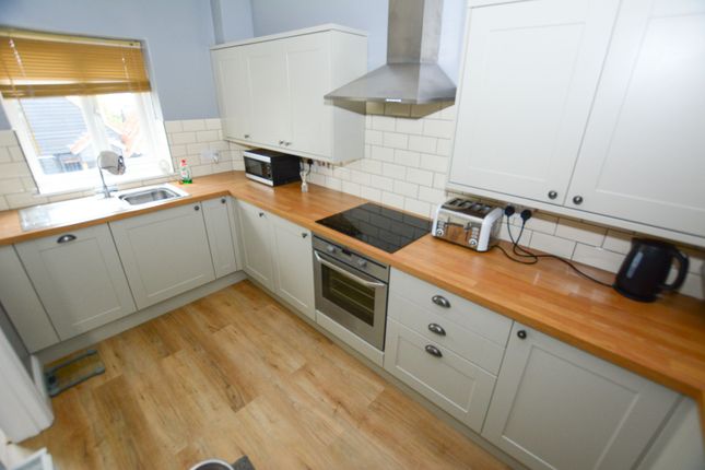 Flat A, 5, Church Street, Horsham photo 3