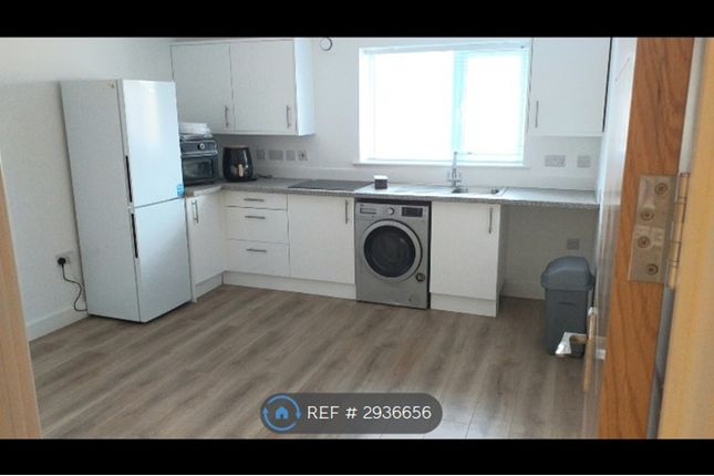Villa Street, Chalk Court, Beeston Nottingham photo 3