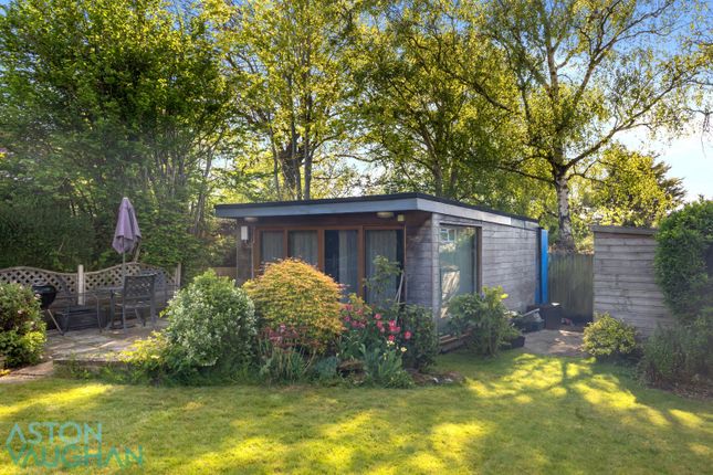 90 Green Ridge, Brighton, East Sussex photo 4