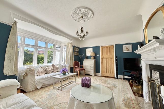 100, Cooden Drive, Bexhill-on-Sea photo 4