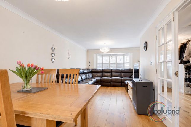 33, Victoria Road, Stanford-le-Hope photo 2
