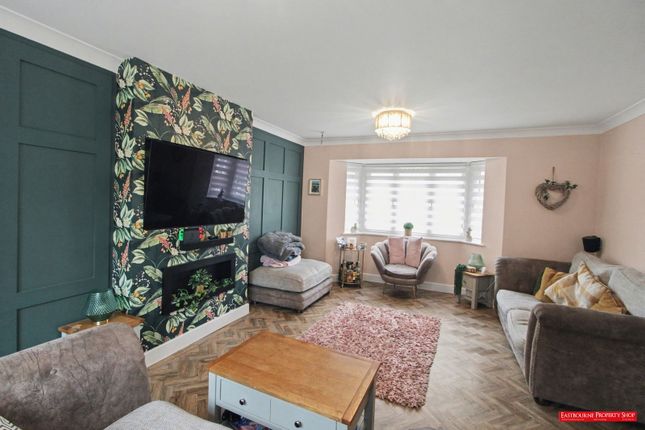 15, Woodacres Way, Hailsham photo 3
