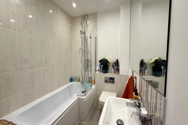 27, Wateringbury Way, Eastbourne photo 5