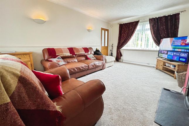 76, High House Road, Bradford photo 3