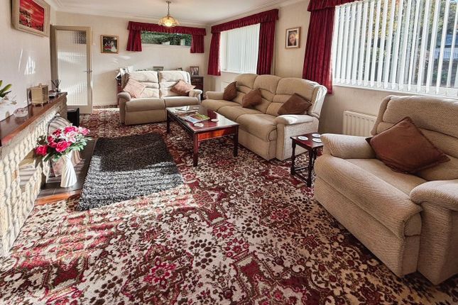 22, Fern Hill Road, Shipley photo 2