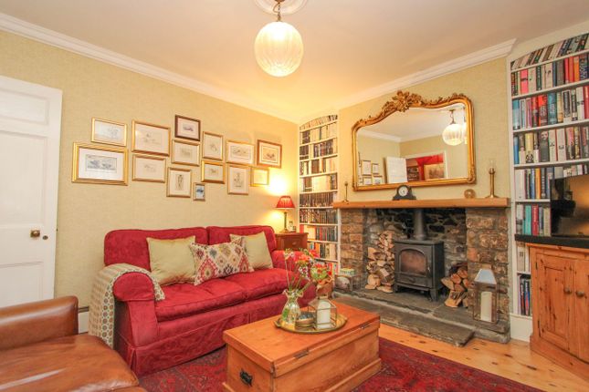 76, High Street, Wickwar photo 3