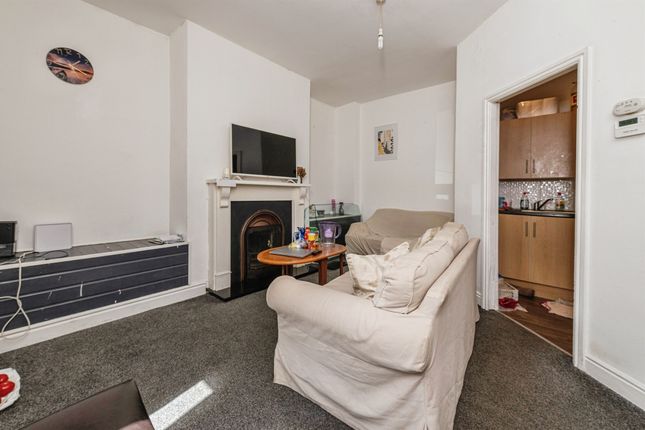 60, Norwood Road, Huddersfield photo 2