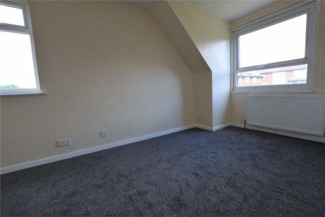 43, Telford photo 4